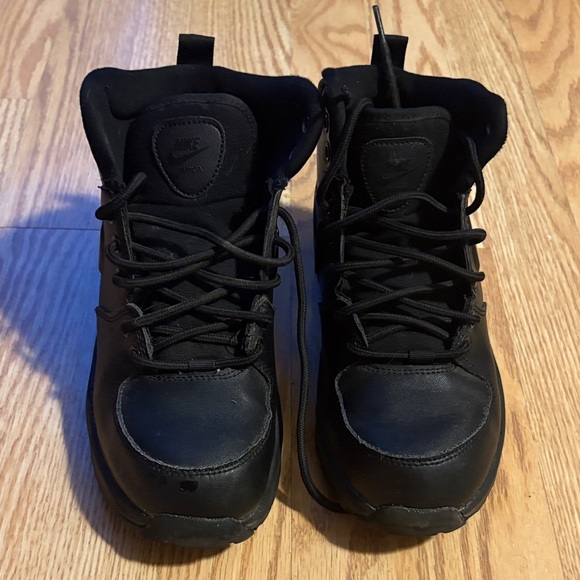 Nike Black ACG Boots